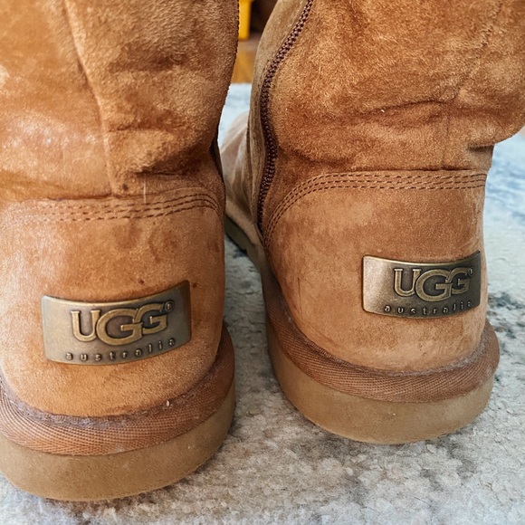 Mid-Calf UGGS - Picture 2 of 5